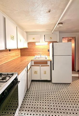 27 Ralwood Rd, Boston, MA 02136