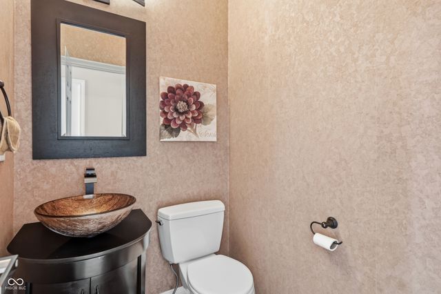 10235 Bent Creek Court, Fishers, IN 46037