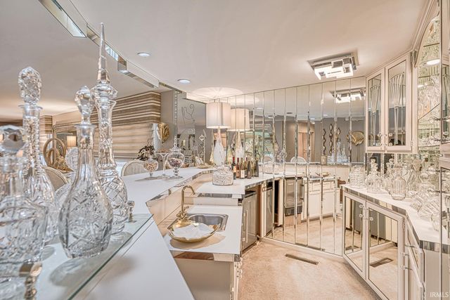 300 Stonegate Road, Evansville, IN 47711