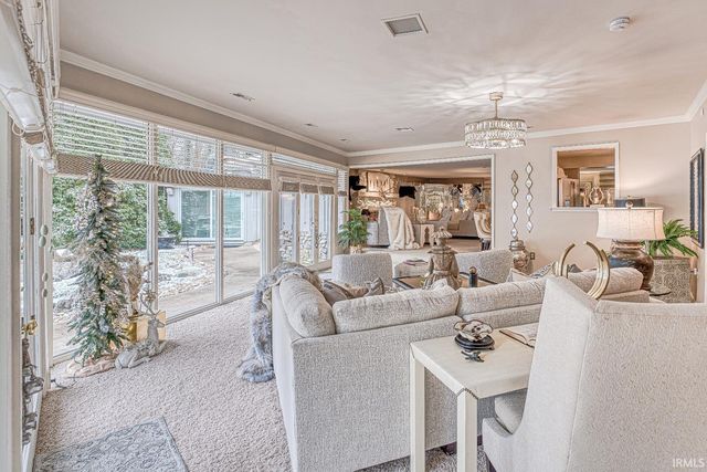 300 Stonegate Road, Evansville, IN 47711