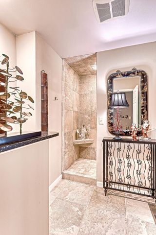 300 Stonegate Road, Evansville, IN 47711