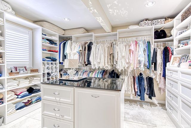 300 Stonegate Road, Evansville, IN 47711