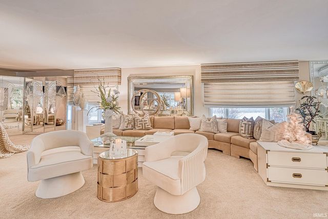 300 Stonegate Road, Evansville, IN 47711