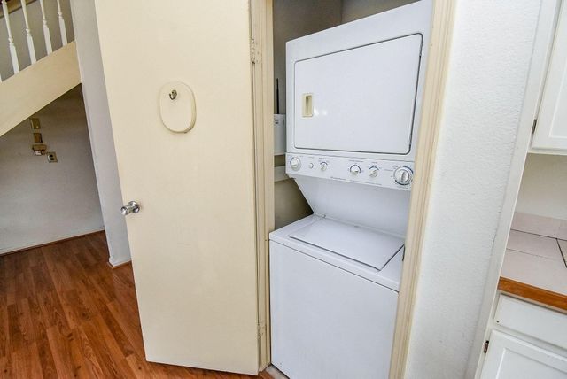 7575 Cambridge Street 1004, Houston, TX 77054
