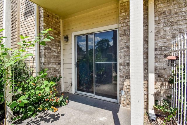 7575 Cambridge Street 1004, Houston, TX 77054
