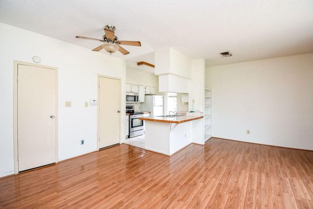 7575 Cambridge Street 1004, Houston, TX 77054