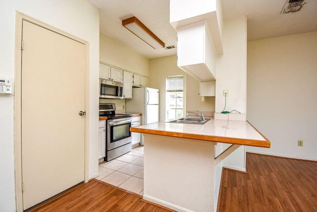 7575 Cambridge Street 1004, Houston, TX 77054