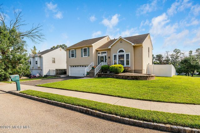 59 Marc Drive, Howell, NJ 07731