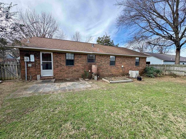 116 N Sawmill Road, Searcy, AR 72143