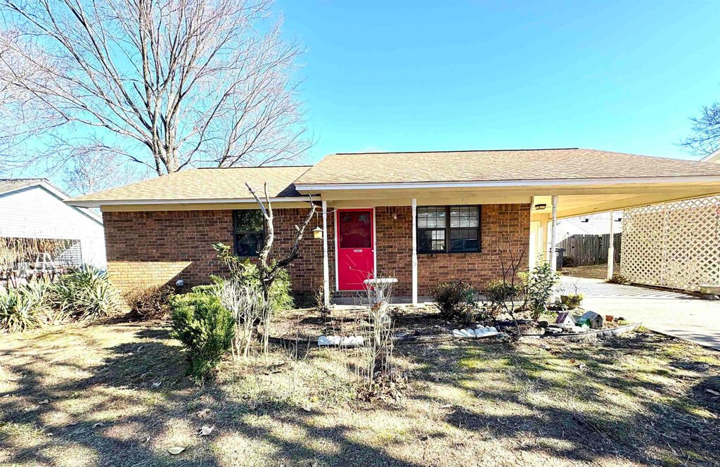 116 N Sawmill Road, Searcy, AR 72143