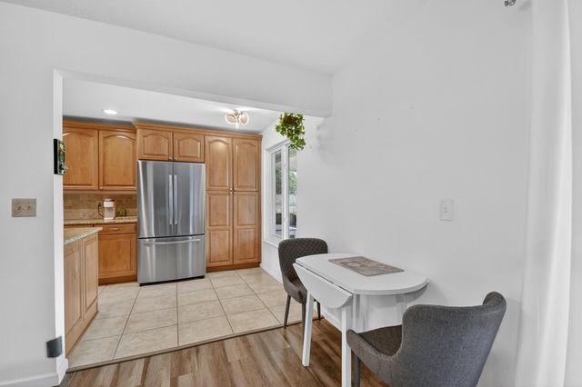 3618 Valley Way, West Palm Beach, FL 33406