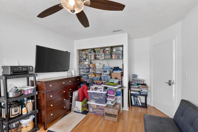 3618 Valley Way, West Palm Beach, FL 33406