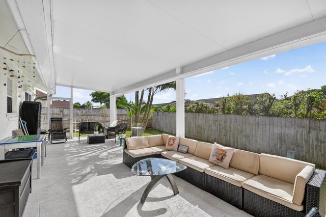 3618 Valley Way, West Palm Beach, FL 33406