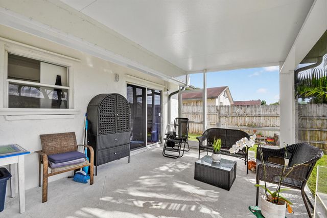 3618 Valley Way, West Palm Beach, FL 33406