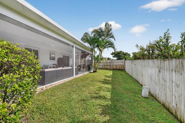 3618 Valley Way, West Palm Beach, FL 33406