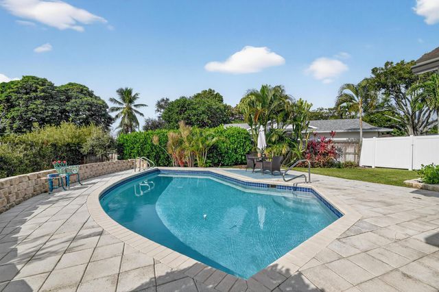 3618 Valley Way, West Palm Beach, FL 33406