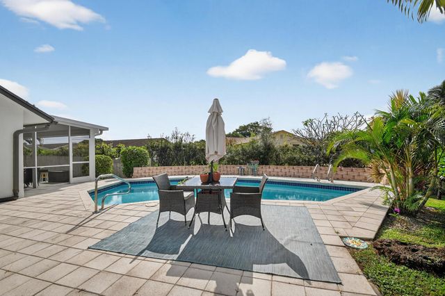 3618 Valley Way, West Palm Beach, FL 33406