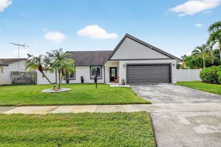 3618 Valley Way, West Palm Beach, FL 33406