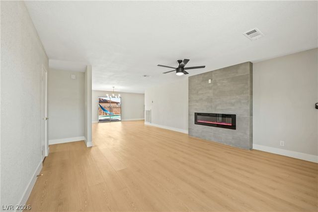 7700 Peacock Avenue, Las Vegas, NV 89145