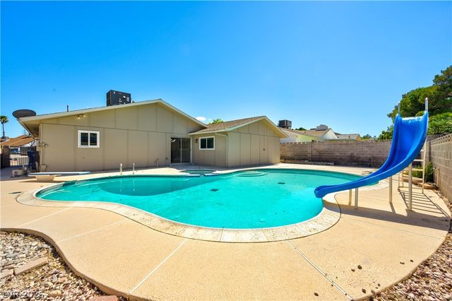 7700 Peacock Avenue, Las Vegas, NV 89145