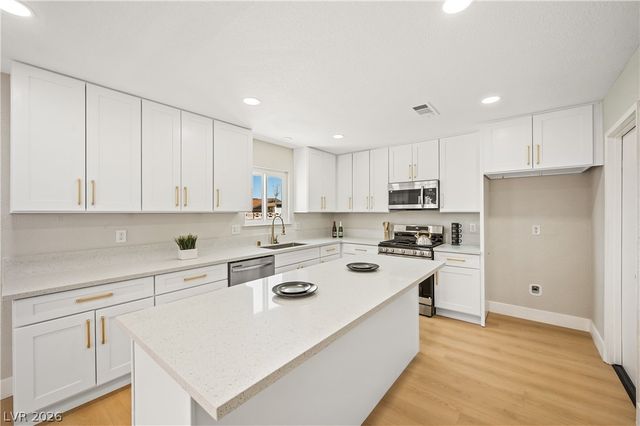 7700 Peacock Avenue, Las Vegas, NV 89145