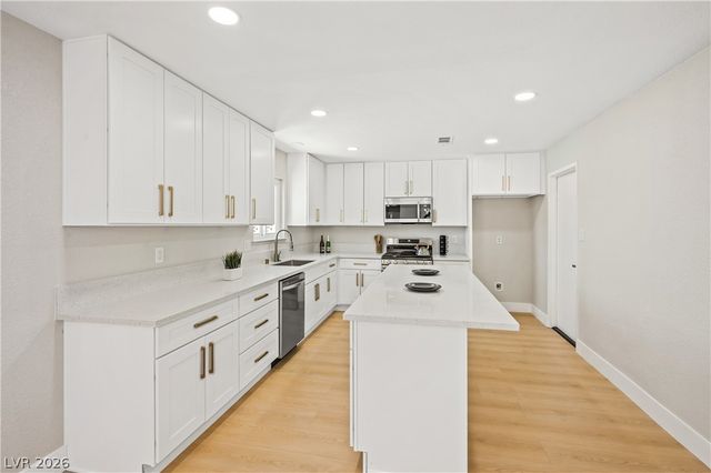 7700 Peacock Avenue, Las Vegas, NV 89145
