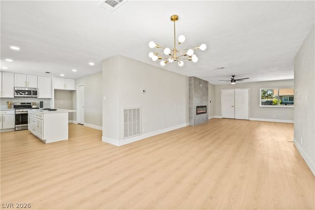 7700 Peacock Avenue, Las Vegas, NV 89145