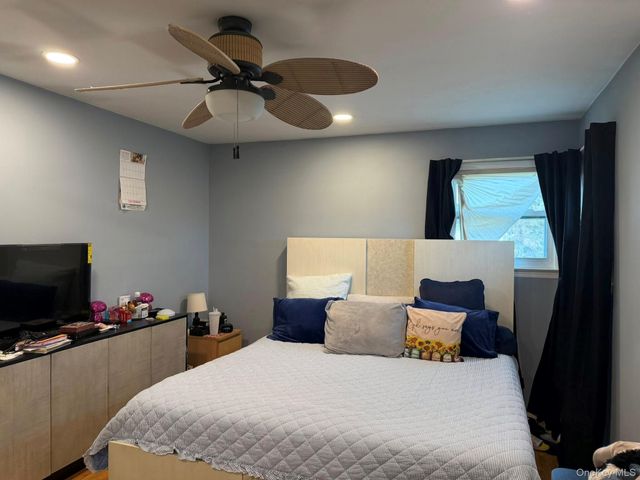 5 Denise Drive, East Patchogue, NY 11772