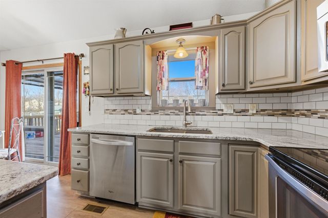 4513 S Richmond Cir, Wichita, KS 67217