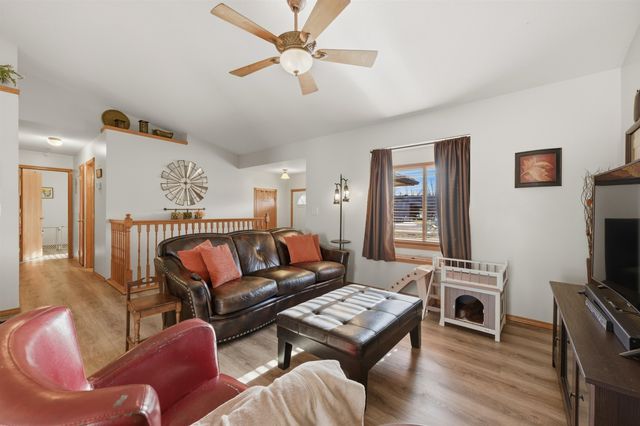 4513 S Richmond Cir, Wichita, KS 67217