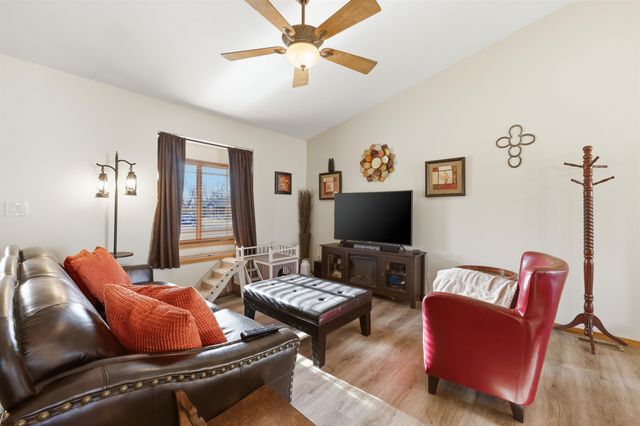 4513 S Richmond Cir, Wichita, KS 67217