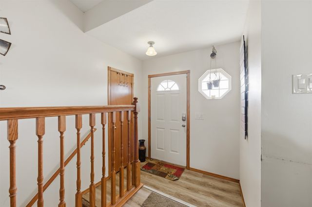 4513 S Richmond Cir, Wichita, KS 67217