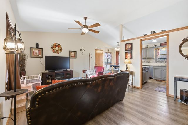 4513 S Richmond Cir, Wichita, KS 67217