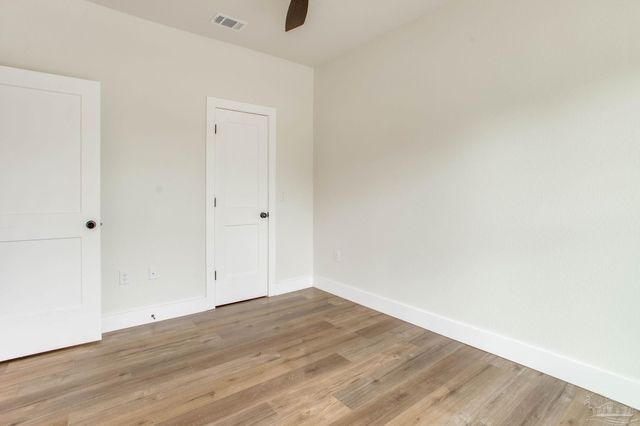 16 S M St, Pensacola, FL 32502