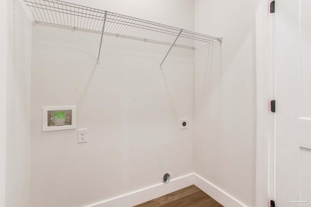 16 S M St, Pensacola, FL 32502