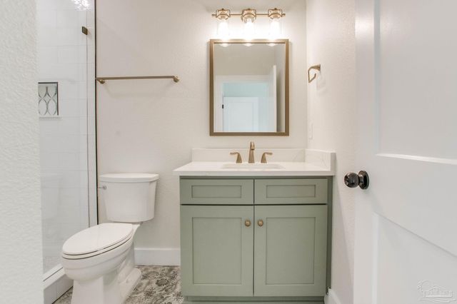 16 S M St, Pensacola, FL 32502