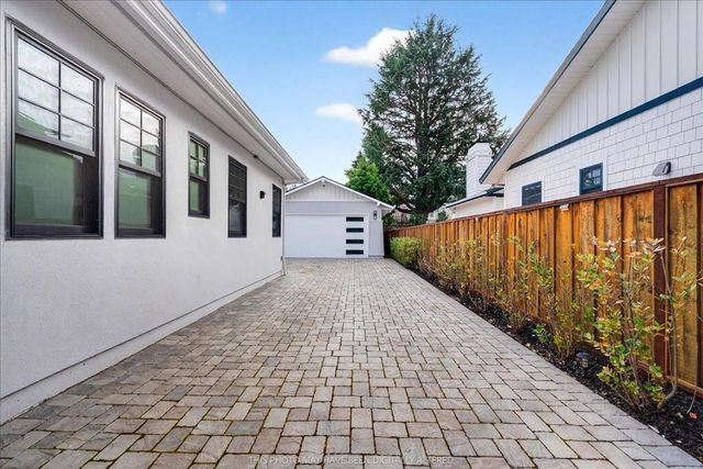 16982 Kennedy Road, Los Gatos, CA 95032