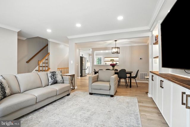 6586 MORNING MEADOW DR, Alexandria, VA 22315