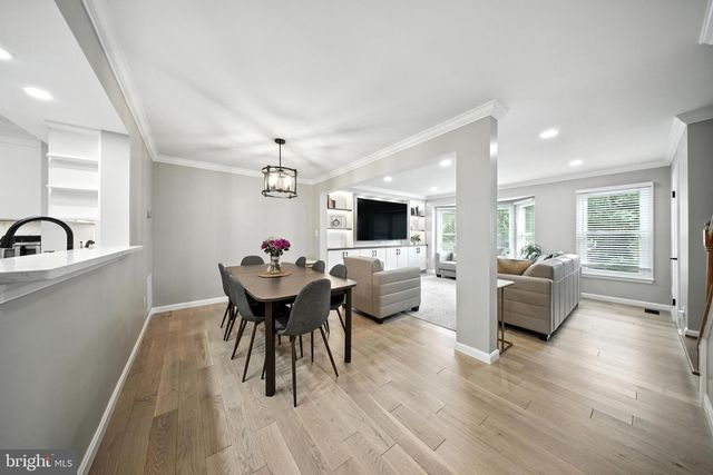 6586 MORNING MEADOW DR, Alexandria, VA 22315