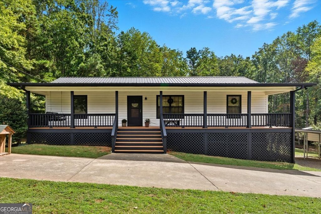 2068 County Road 14, Muscadine, AL 36269