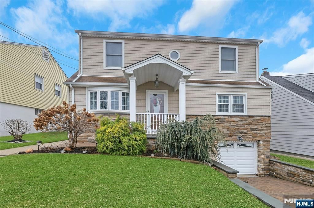 25 Veterans Place, North Arlington, NJ 07031