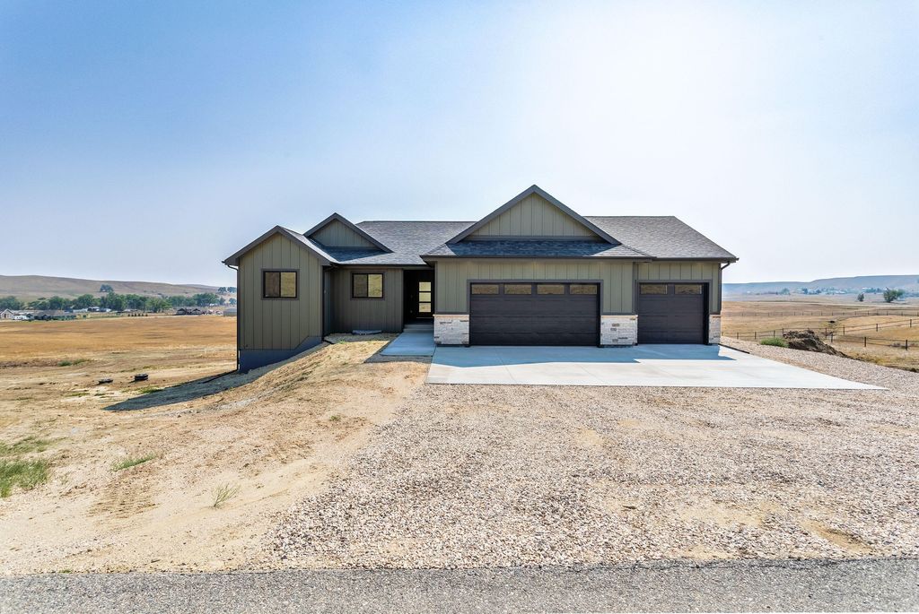 27 Sand Creek Drive, Buffalo, WY 82834 photo 1