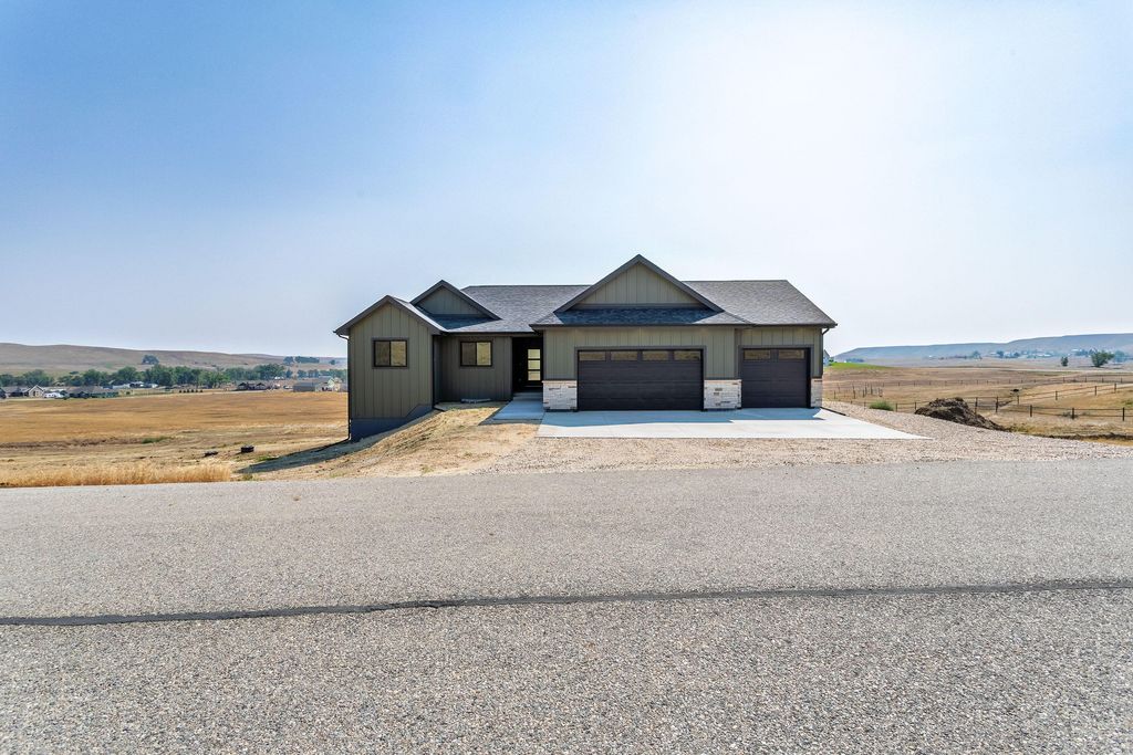 27 Sand Creek Drive, Buffalo, WY 82834 photo 2