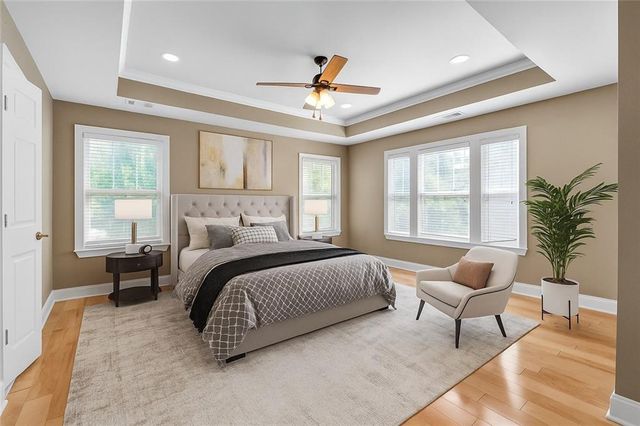 242 16th NW Street 14, Atlanta, GA 30363