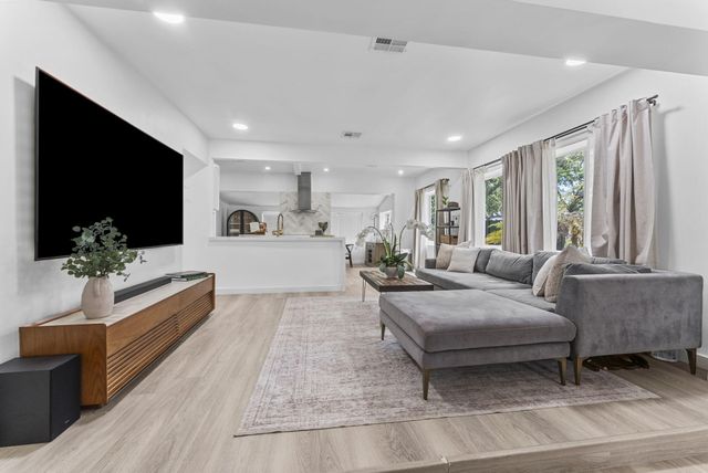 606 SW 19th Street, Fort Lauderdale, FL 33315