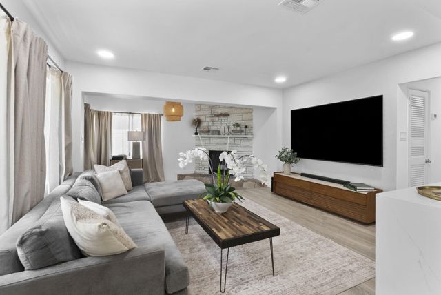 606 SW 19th Street, Fort Lauderdale, FL 33315