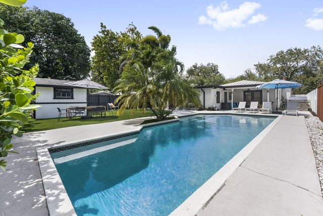 606 SW 19th Street, Fort Lauderdale, FL 33315