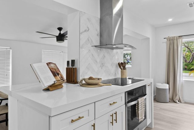 606 SW 19th Street, Fort Lauderdale, FL 33315