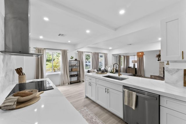 606 SW 19th Street, Fort Lauderdale, FL 33315