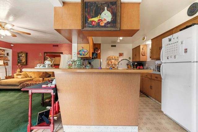 1222 Hillcrest Ave, Yuba City, CA 95991